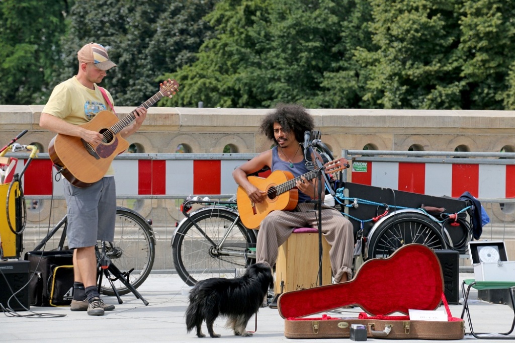 Музыканты на улицах Берлина