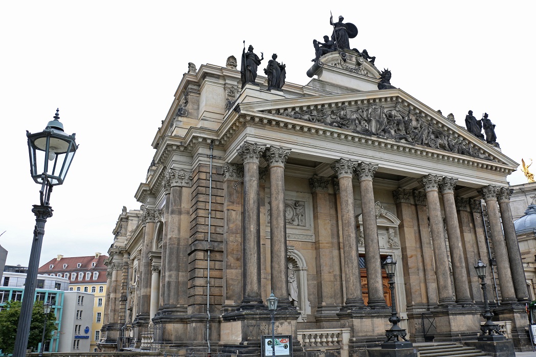 Дрезденская академия искусств