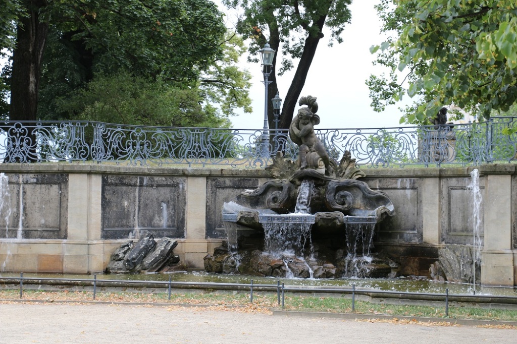 Знаменитые фонтаны Дрездена