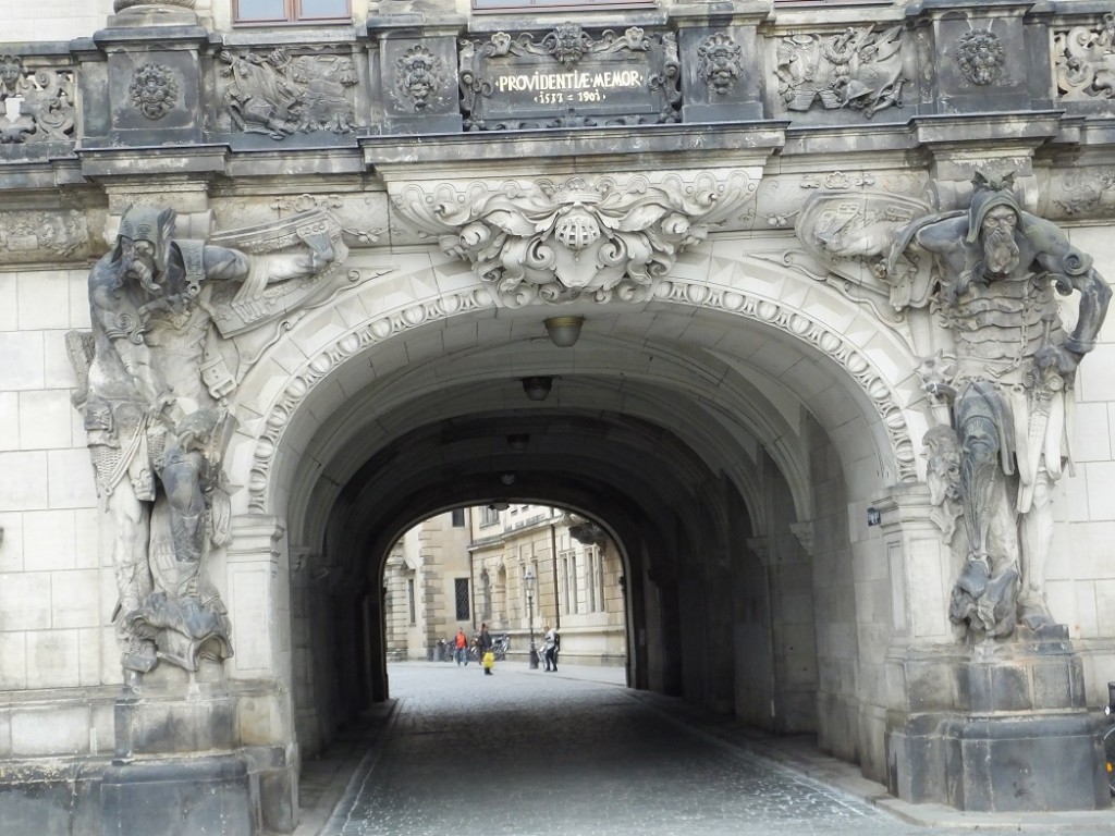 Георгиевские ворота. Дрезденская резиденция.