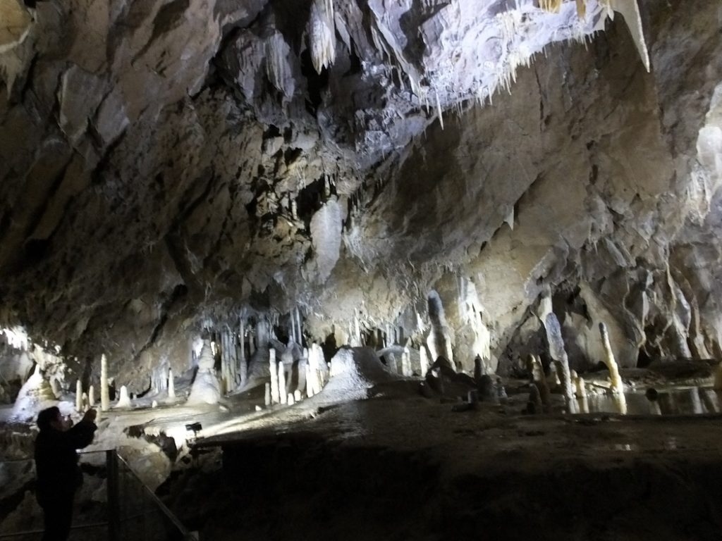 Симфония. Пещера Пунква. Пещера Пунква.