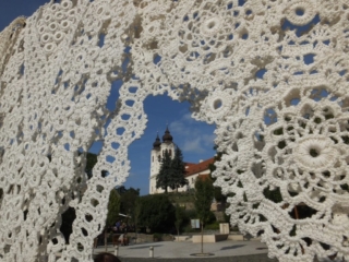 Аббатство Тихань. Кружева. Венгрия. Организованный тур в Венгрию.