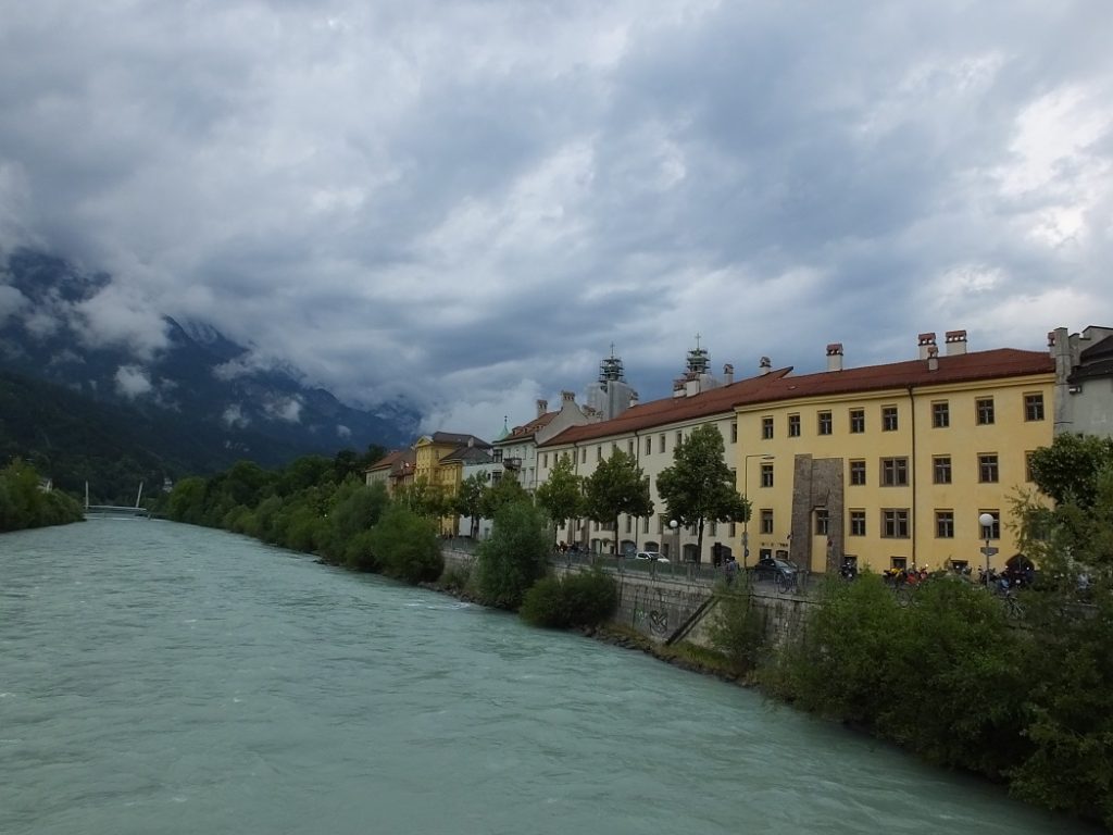 Река Инн. Инсбрук. Австрия. Организованный тур в Тироль.