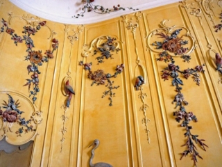 Интерьер спальни. Цветочная комната. Дворец Сан-Суси (Schloss Sanssouci). Потсдам, Германия.